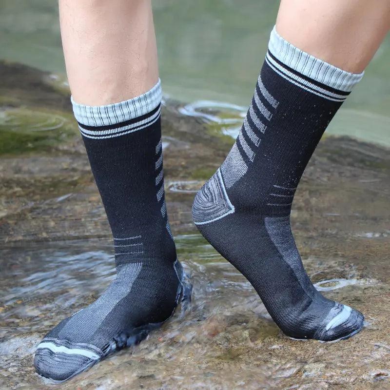 Qinlov Waterproof Socks – 100% Waterproof, Breathable & Thermal Outdoor Socks for Hiking & Sports